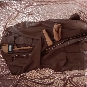 Women's oversize utility jacket.